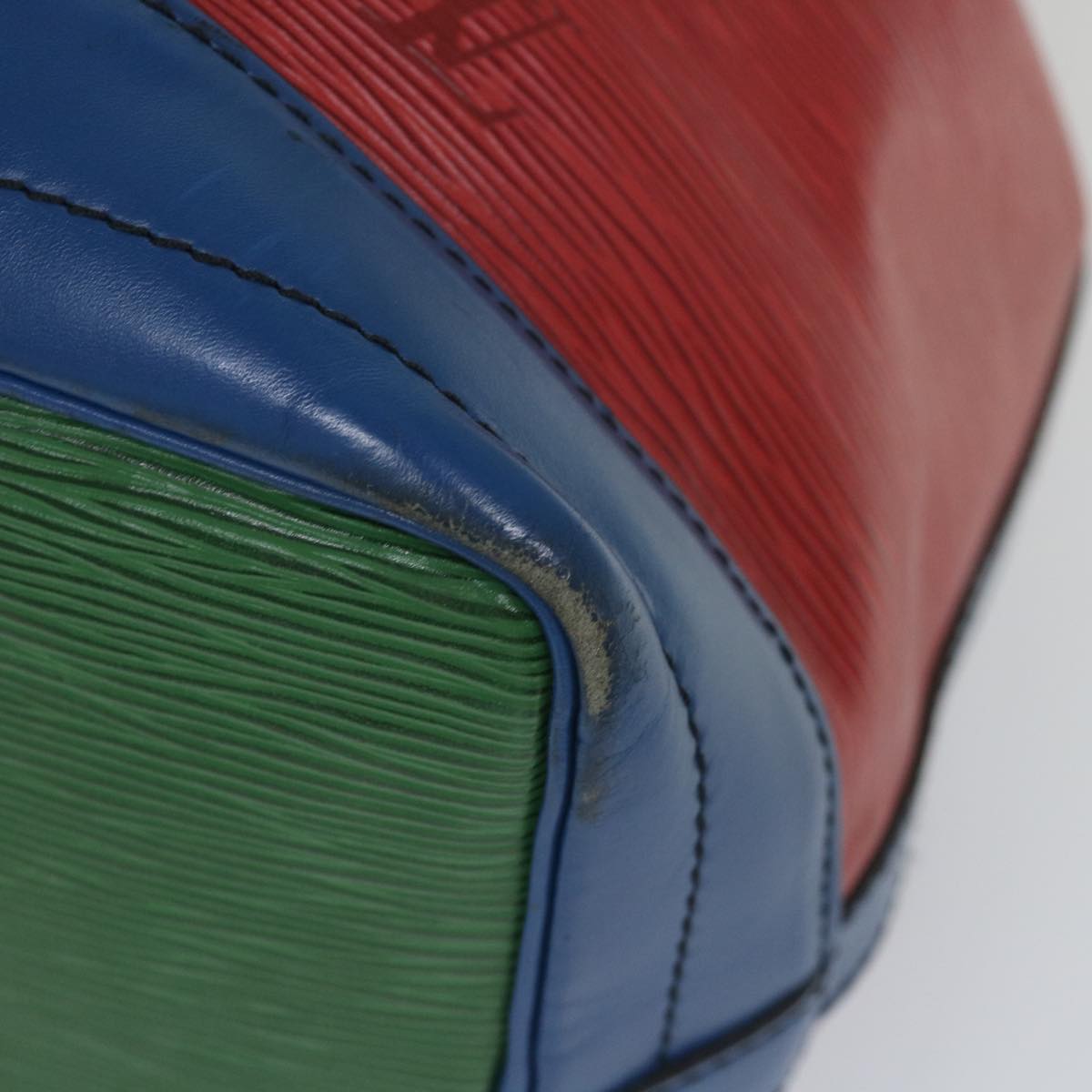 LOUIS VUITTON Epi Trico Color Noe Shoulder Bag Red Blue Green M44084 57174