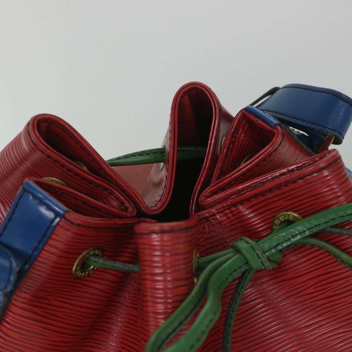 LOUIS VUITTON Epi Trico Color Noe Shoulder Bag Red Blue Green M44084 57174