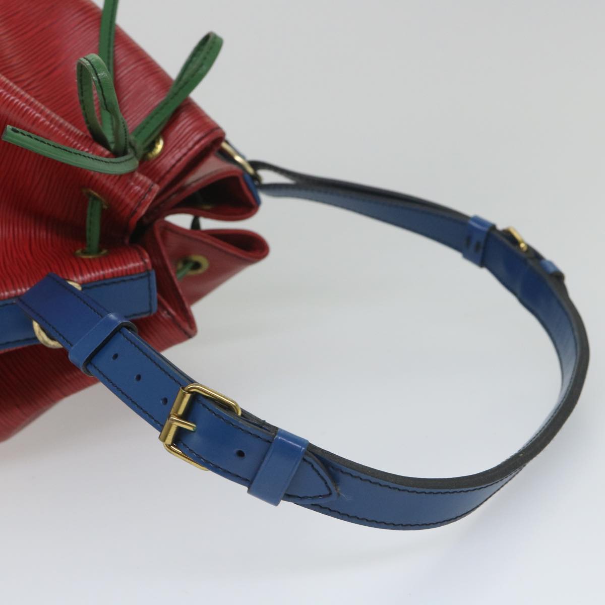 LOUIS VUITTON Epi Trico Color Noe Shoulder Bag Red Blue Green M44084 57174