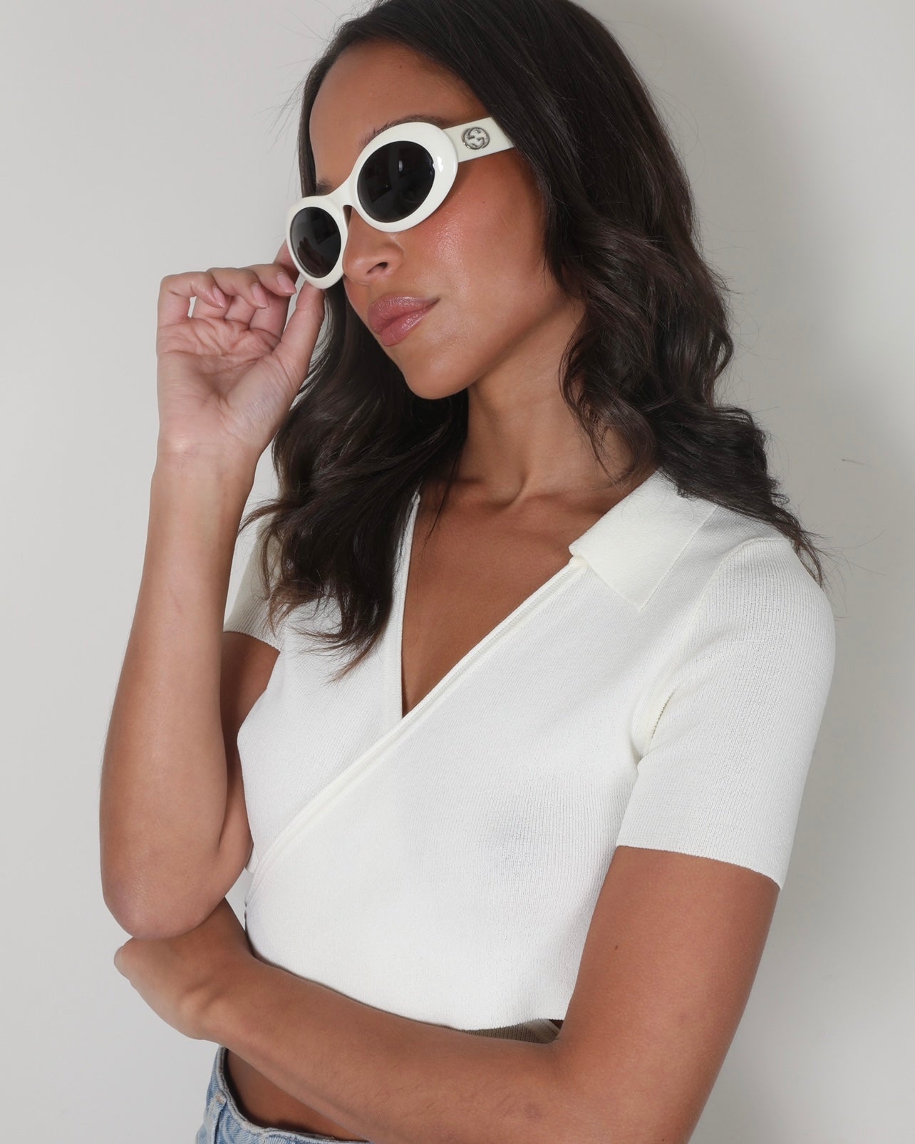 Luxury Gucci White Oval Sunglasses with Logo Detail