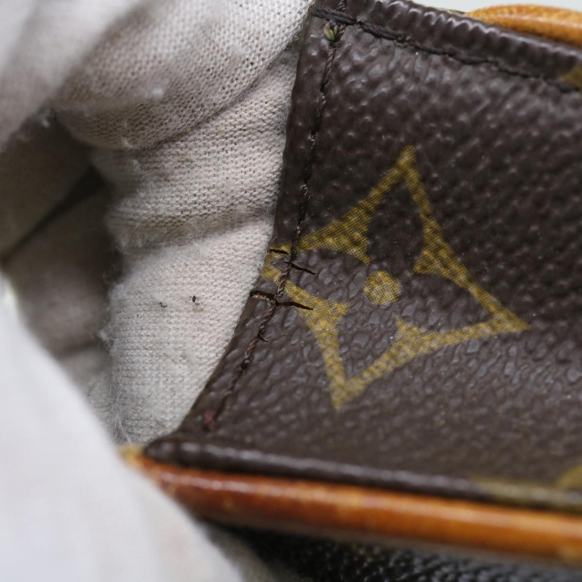 LOUIS VUITTON Monogram Pochette Twin GM Shoulder Bag M51852 LV 57433