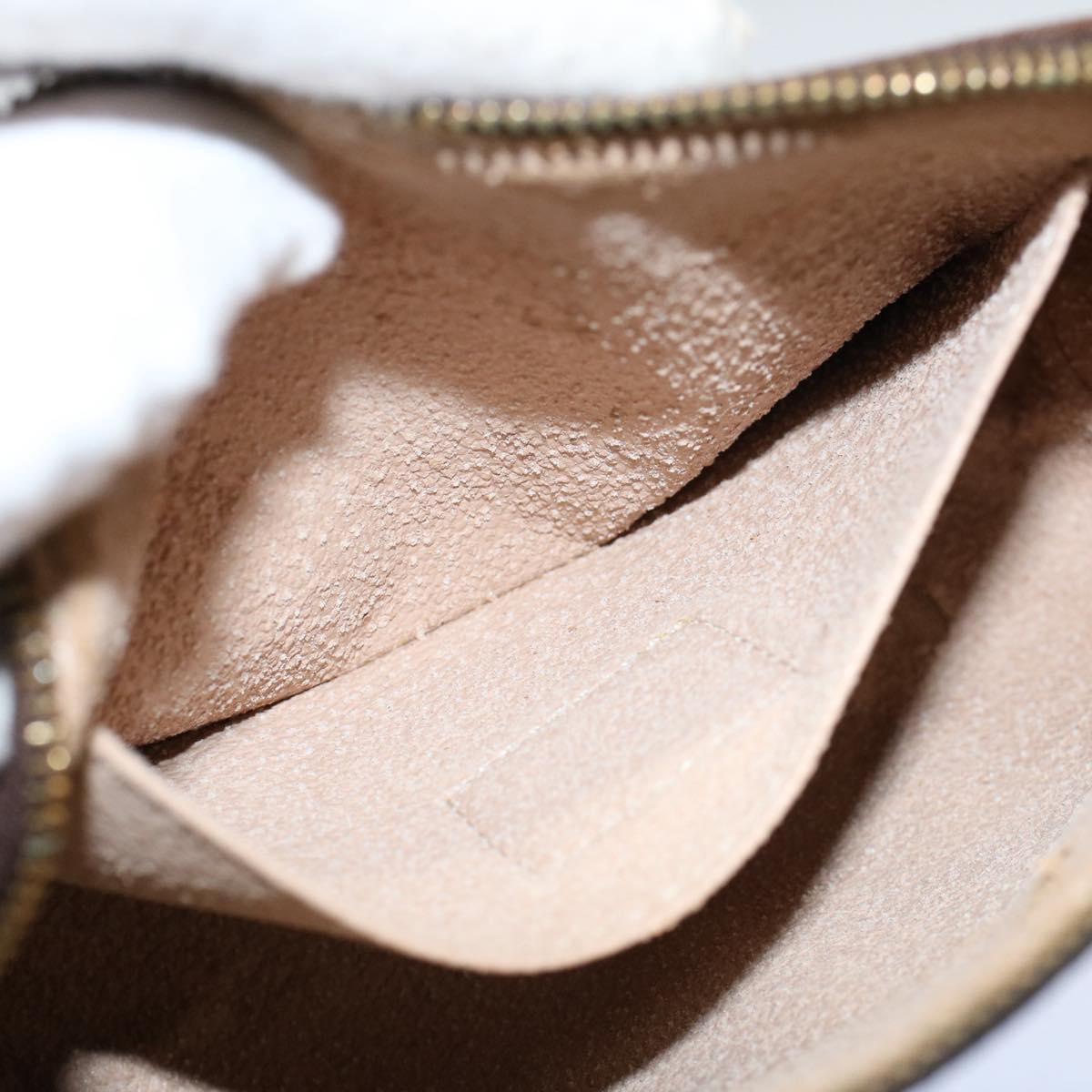 LOUIS VUITTON Monogram Pochette Cosmetic PM Cosmetic Pouch M47515 LV 57609