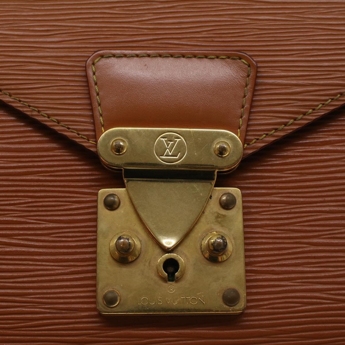 LOUIS VUITTON Epi Sellier Dragonne Clutch Bag Zipangu Gold M52618 LV 57624