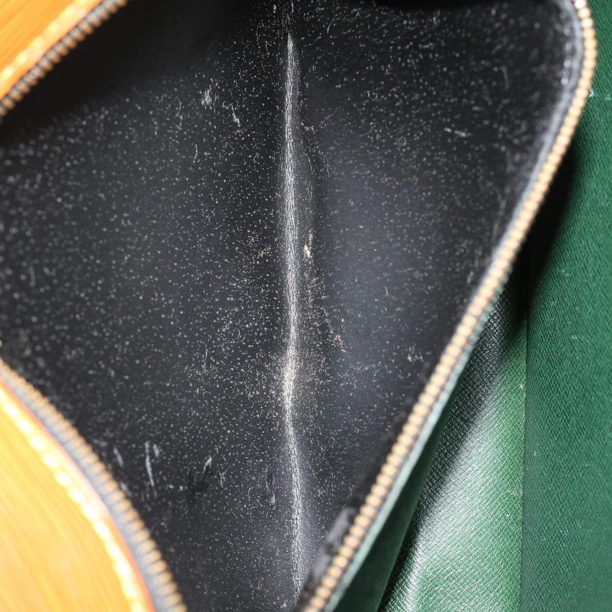 LOUIS VUITTON Epi Sellier Dragonne Clutch Bag Zipangu Gold M52618 LV 57624