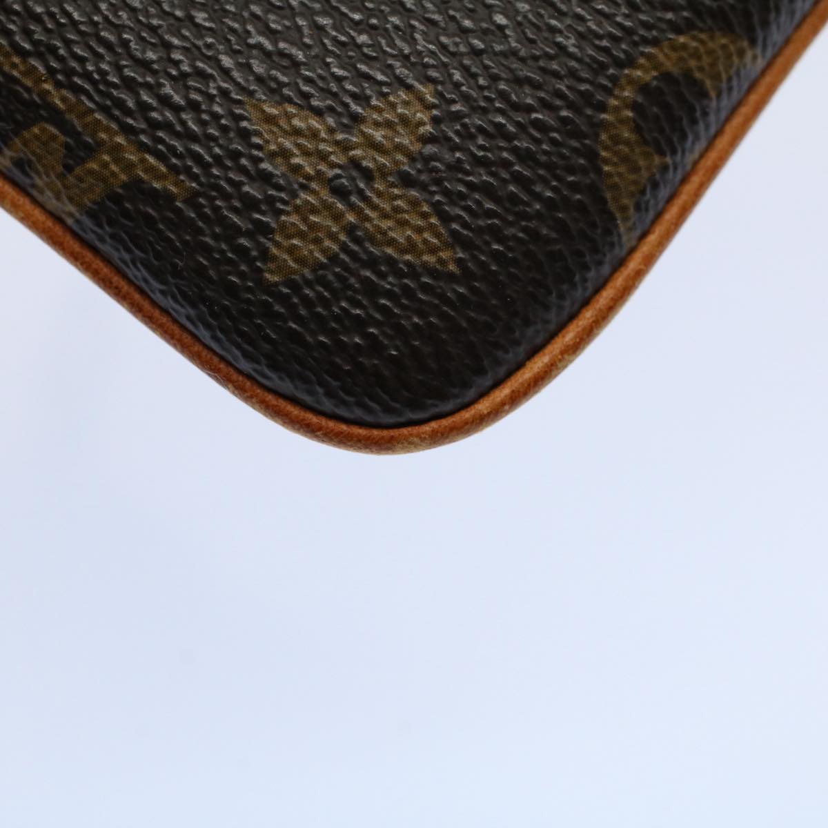 LOUIS VUITTON Monogram Etui Telephonne MM Cell Phone Case M66546 LV 57878