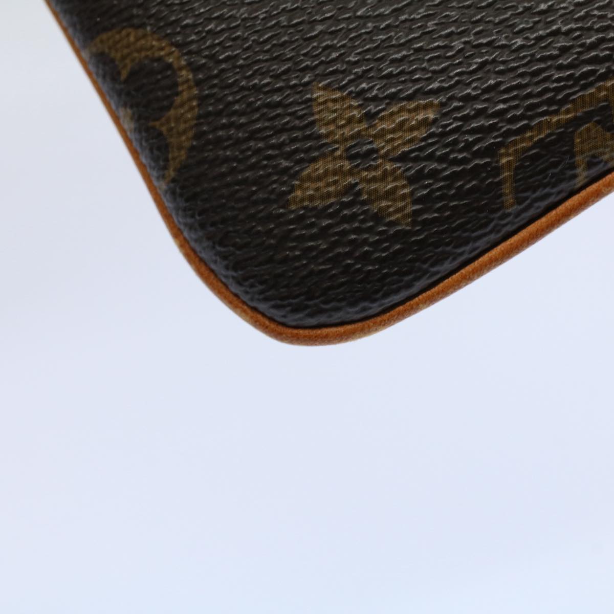 LOUIS VUITTON Monogram Etui Telephonne MM Cell Phone Case M66546 LV 57878