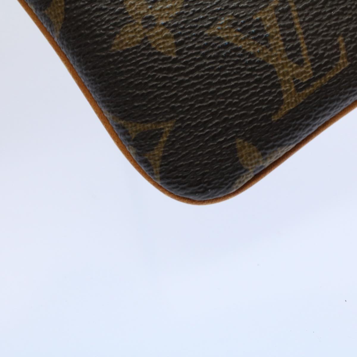 LOUIS VUITTON Monogram Etui Telephonne MM Cell Phone Case M66546 LV 57878