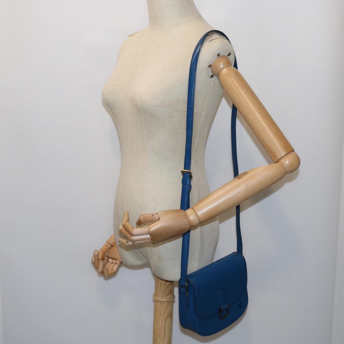 LOUIS VUITTON Epi Saint Cloud PM Shoulder Bag Blue M52195 LV 57894