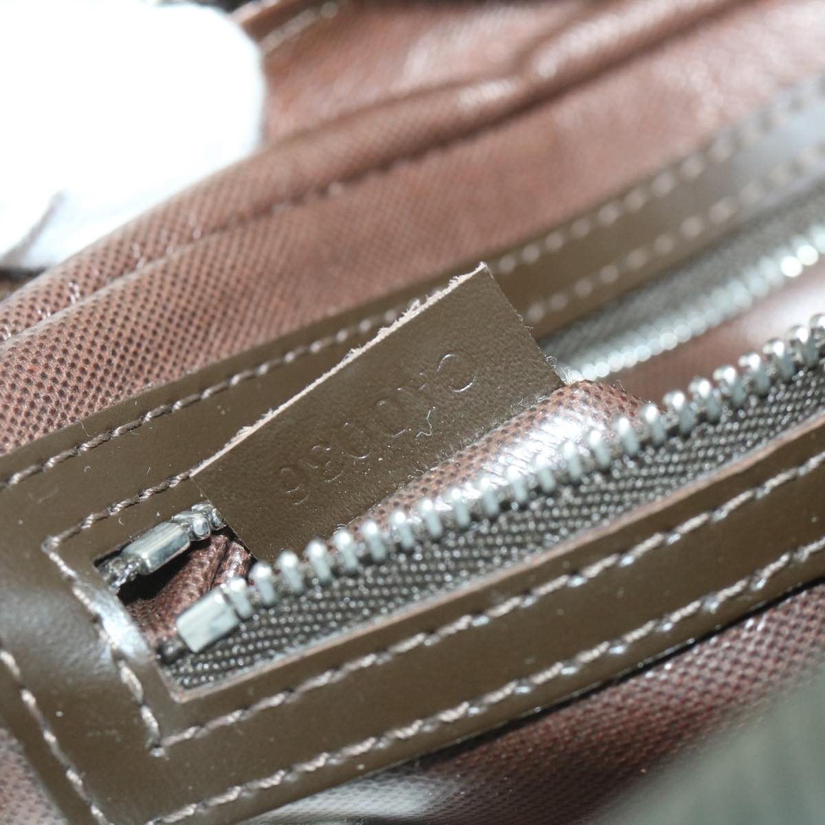 LOUIS VUITTON Taiga Parana Clutch Bag Epicea M30752 LV 58126
