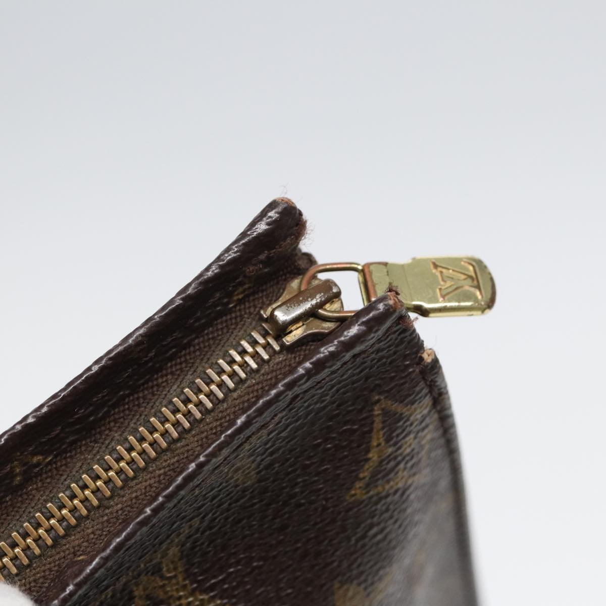 LOUIS VUITTON Monogram Poche Toilette 26 Pouch M47542 LV 58464
