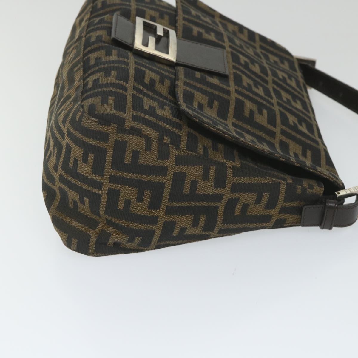 Luxury FendiZucca Canvas Mamma Baguette Shoulder Bag Nylon Brown58625