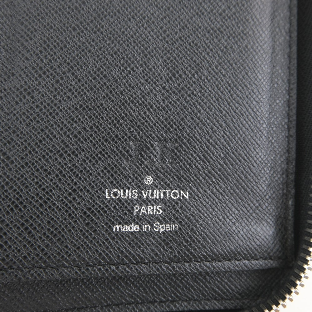 Louis Vuitton Taiga Zippy Wallet Vertical