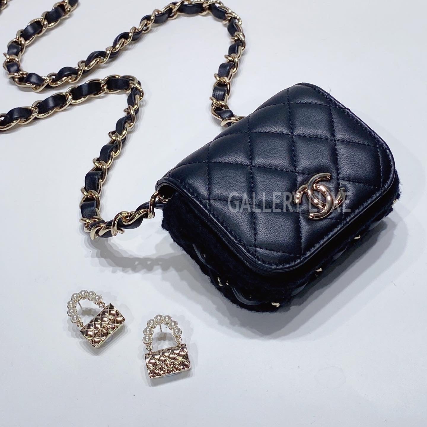 No.3386-Chanel All About Crochet Vanity With Chain