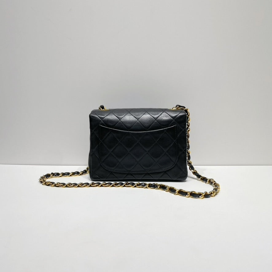 Chanel Vintage Timeless Classic Flap Mini 17cm