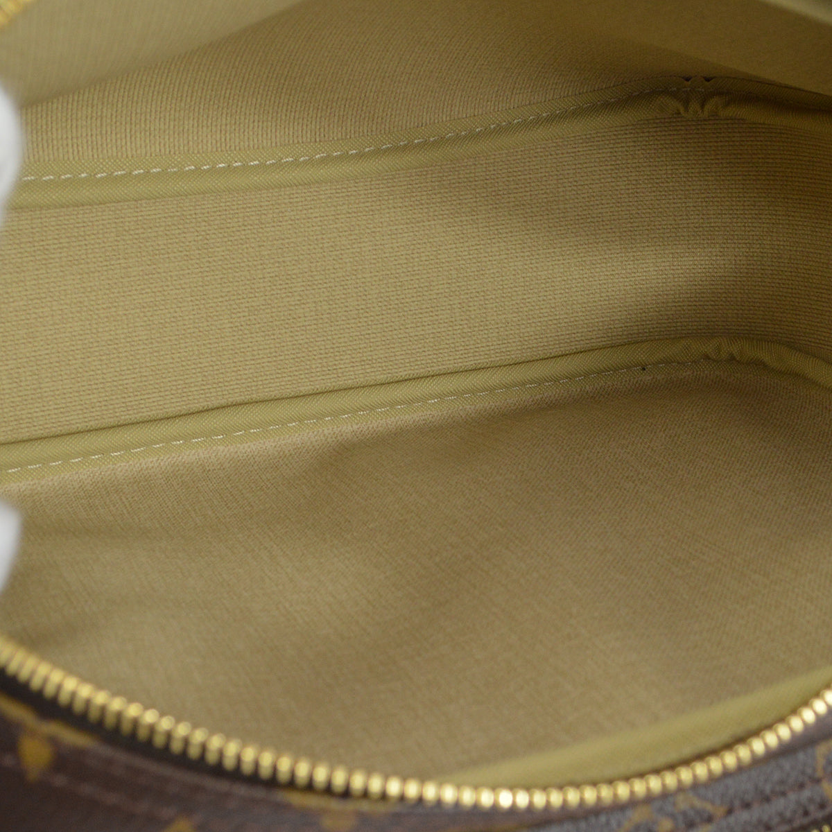 Louis Vuitton 2009 Monogram Reporter PM Shoulder Bag M45254