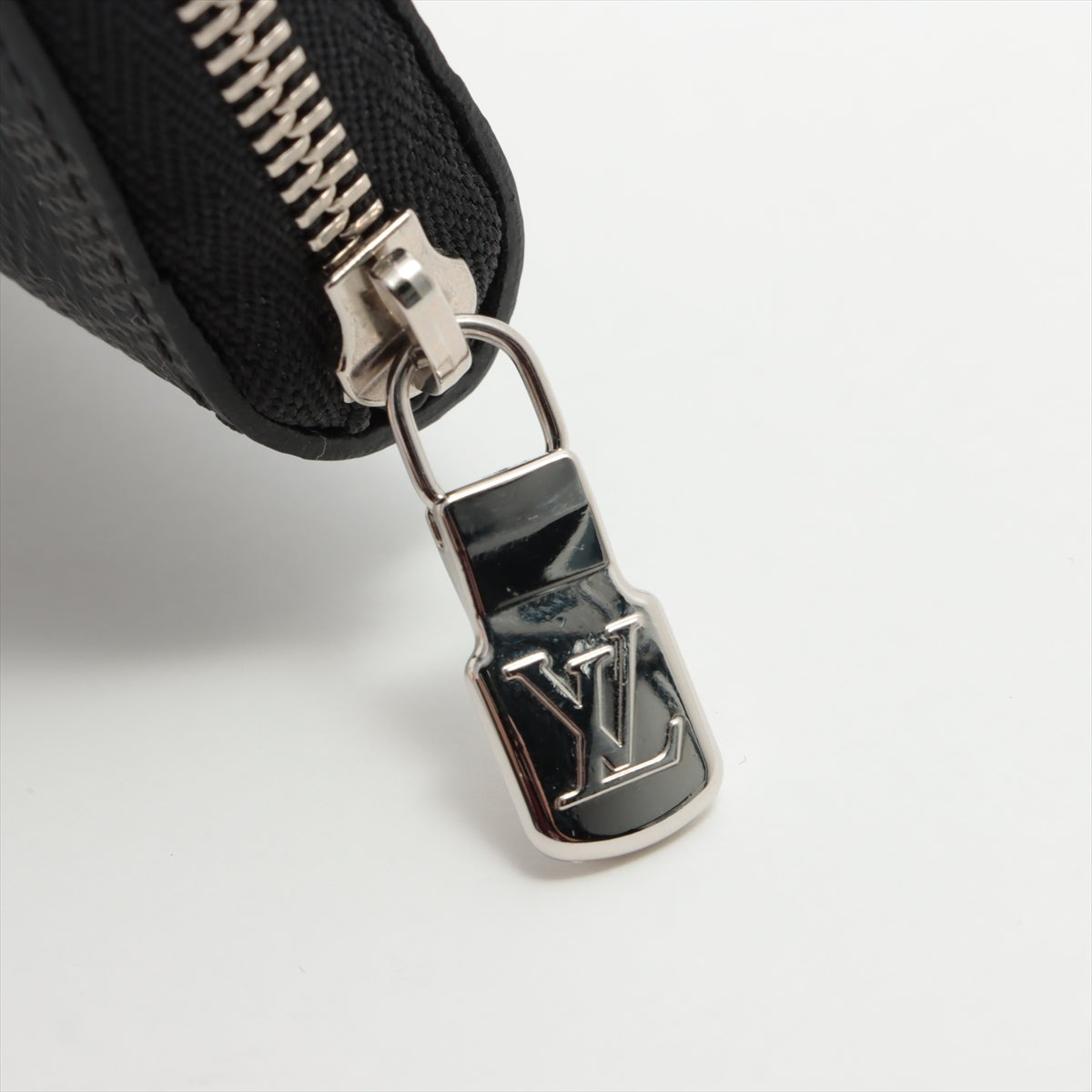 Louis Vuitton Damier Graffit Zippyr Coin Impact N63076 Gr Coin Case