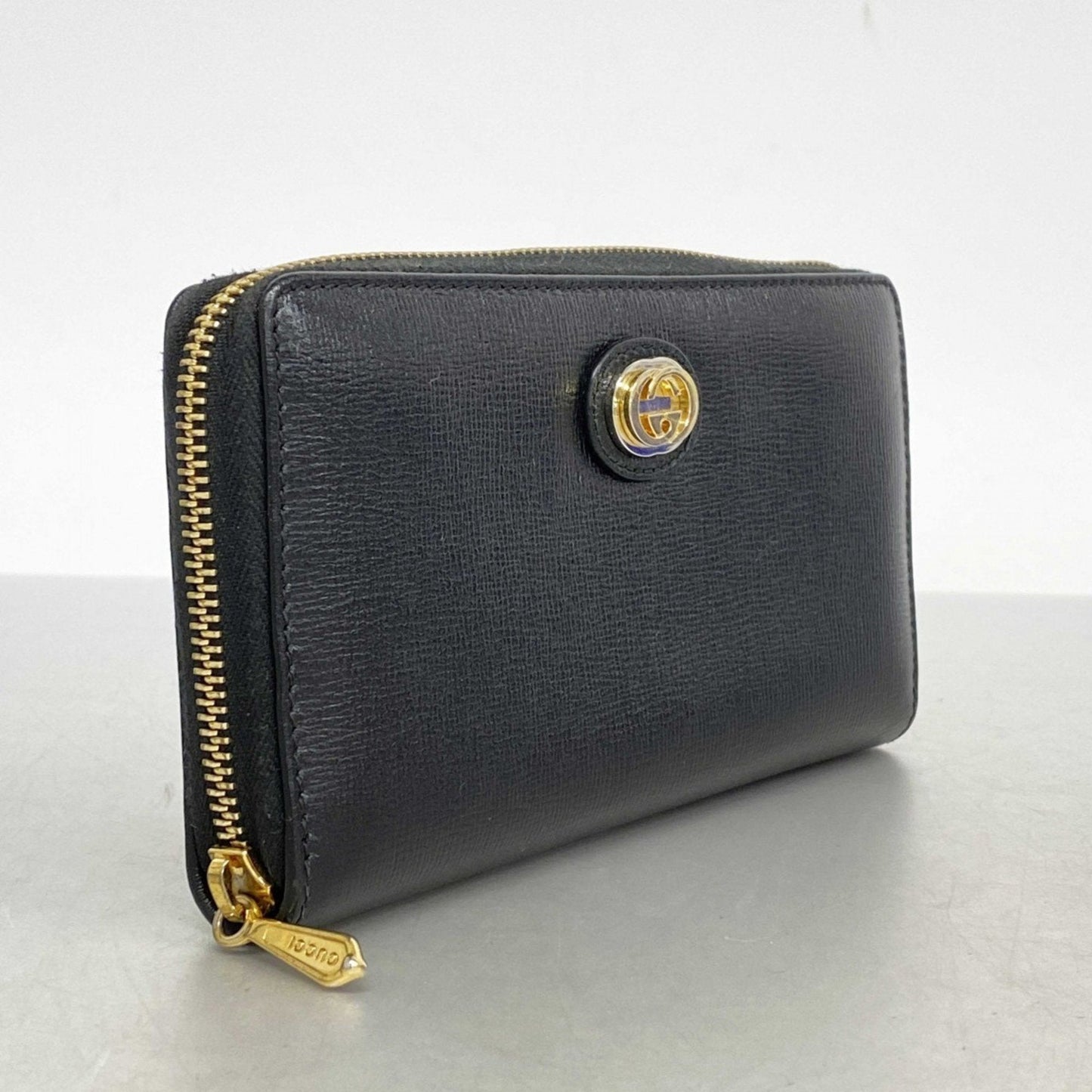 Gucci  Leather Wallet  ()
