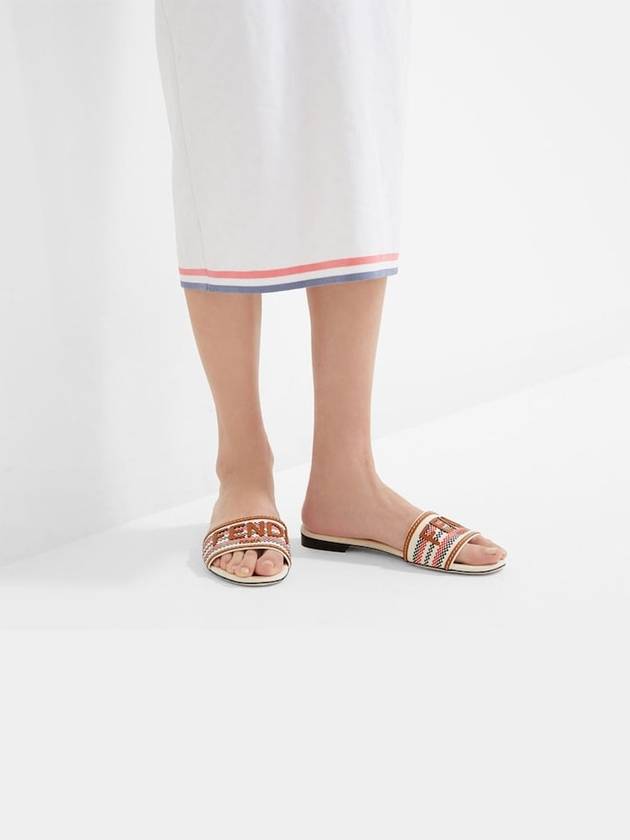 Luxury Fendi Signature Slides Slipper Beige