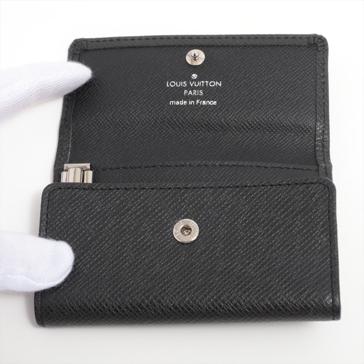 Louis Vuitton Taiga Multicle 6 M30500 Noneir Keycase  Reaction