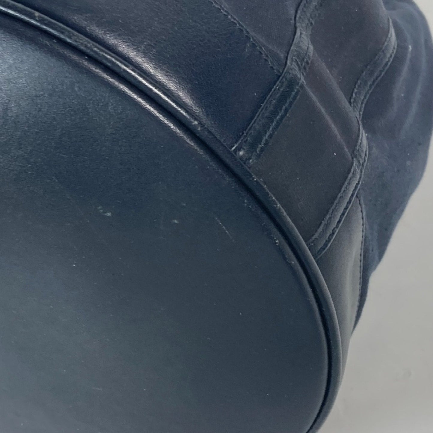Gucci  Coated Canvas Leather Shoulder Bag