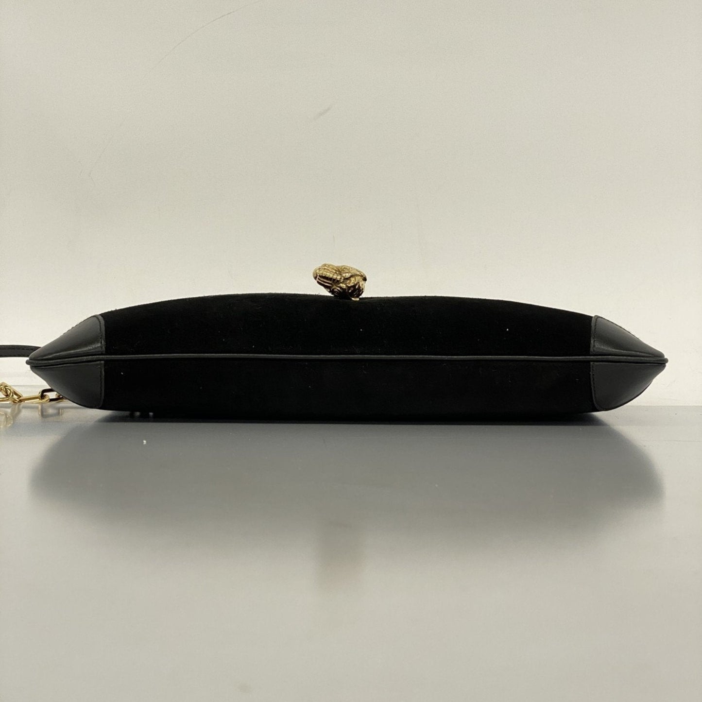 Gucci Tiger  Suede Shoulder Bag ()