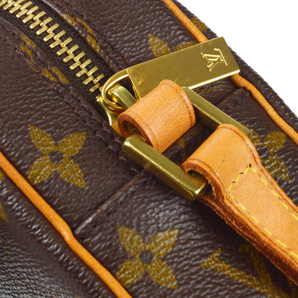 Louis Vuitton 2000 Pochette Cite Monogram M51183