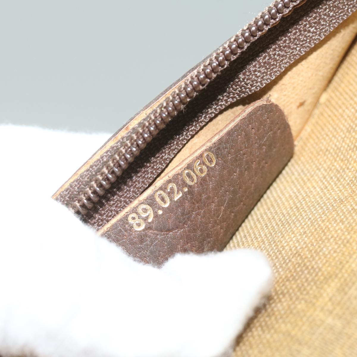Gucci Sherry  Canvas Clutch Bag ()