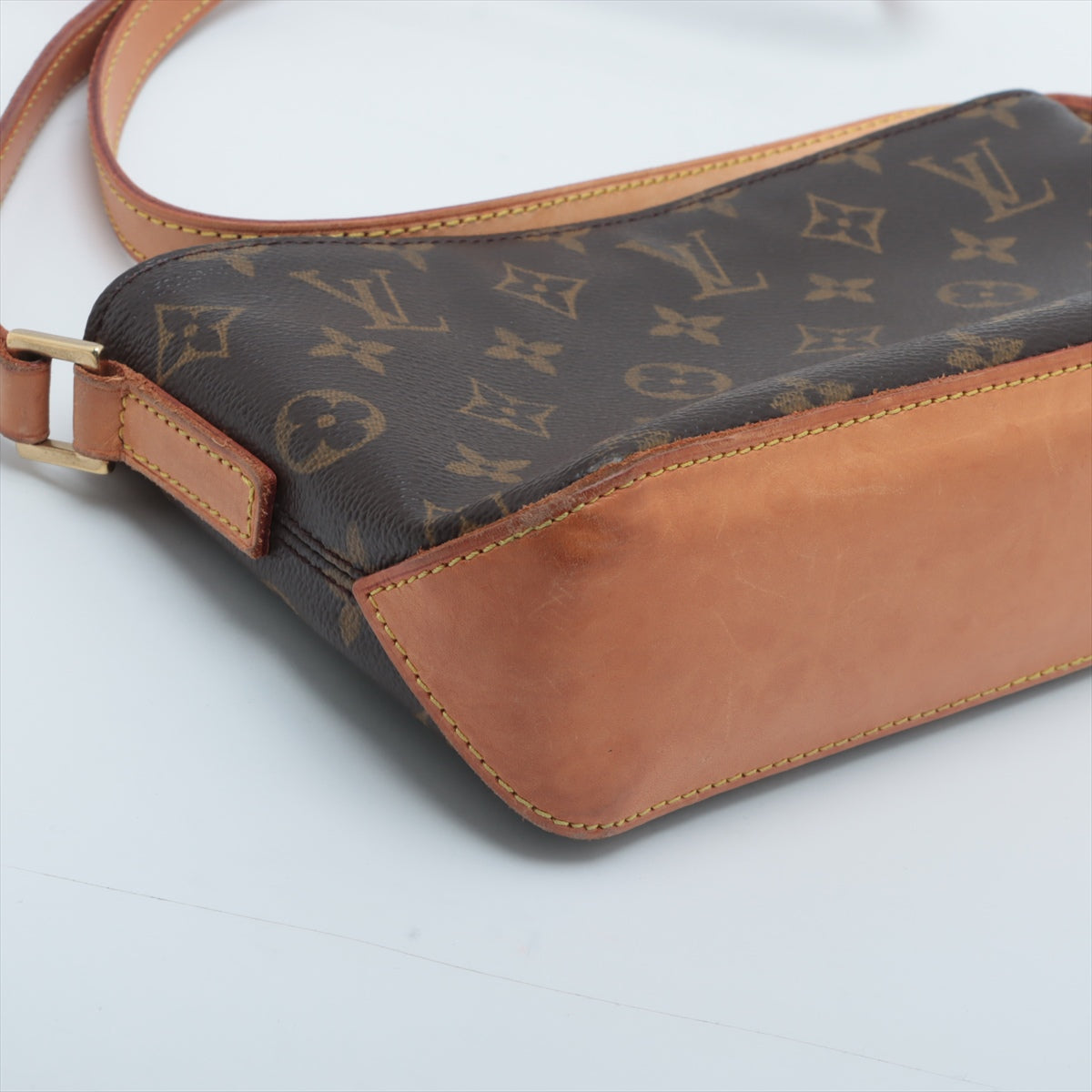 Louis Vuitton Monogram Troter M51240