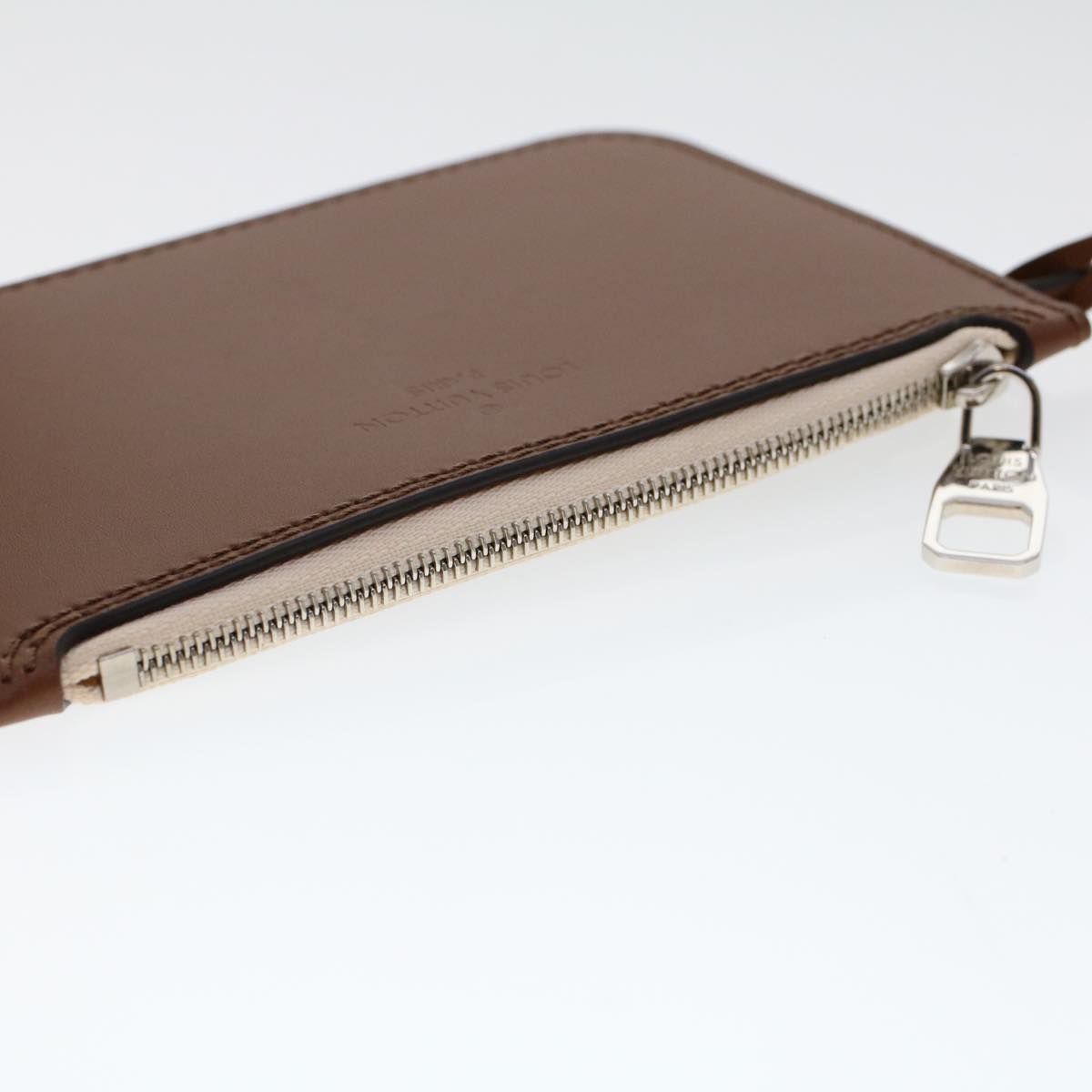 Louis Vuitton Pochette  Leather Clutch Bag ()