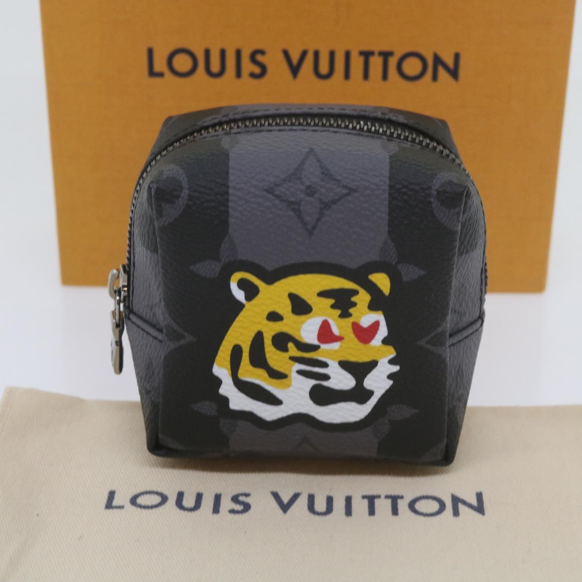 LOUIS VUITTON Monogram Eclipse Stripe NIGO Porte Cles Squared MP3224 60208S