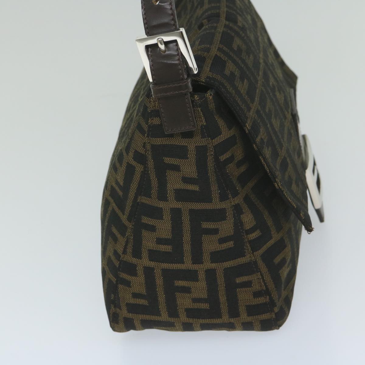 Luxury FendiZucca Canvas Mamma Baguette Shoulder Bag Black Brown60675