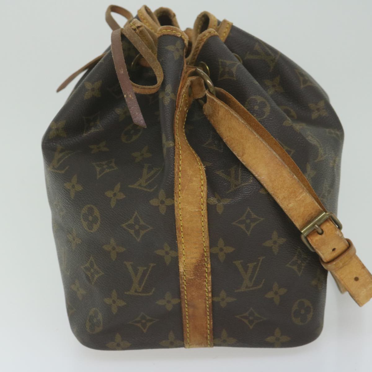 LOUIS VUITTON Monogram Petit Noe Shoulder Bag M42226 LV 61231