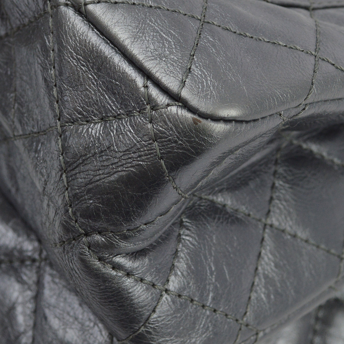 Luxury Chanel Silver Lambskin Mademoiselle Lock Shoulder Bag