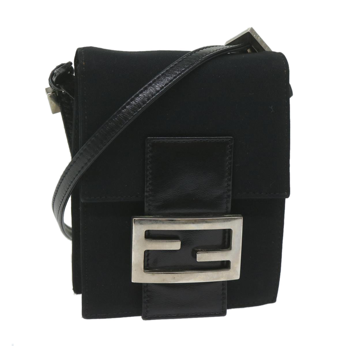 Luxury FendiMamma Shoulder Bag Nylon Black62178