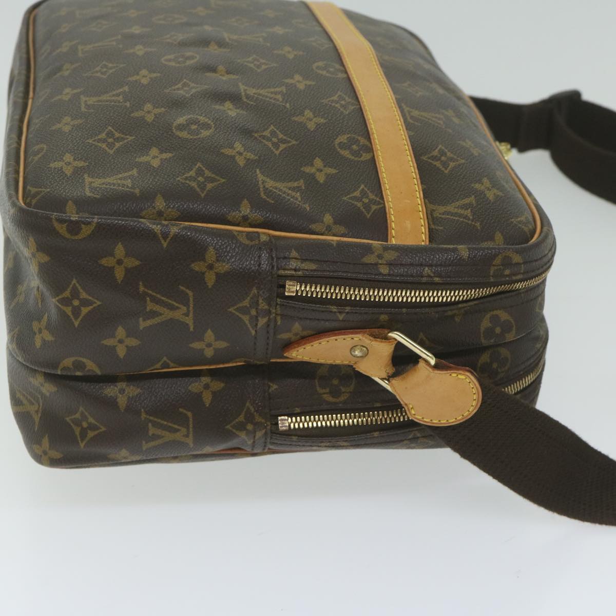 LOUIS VUITTON Monogram Reporter GM Shoulder Bag M45252 LV 62211