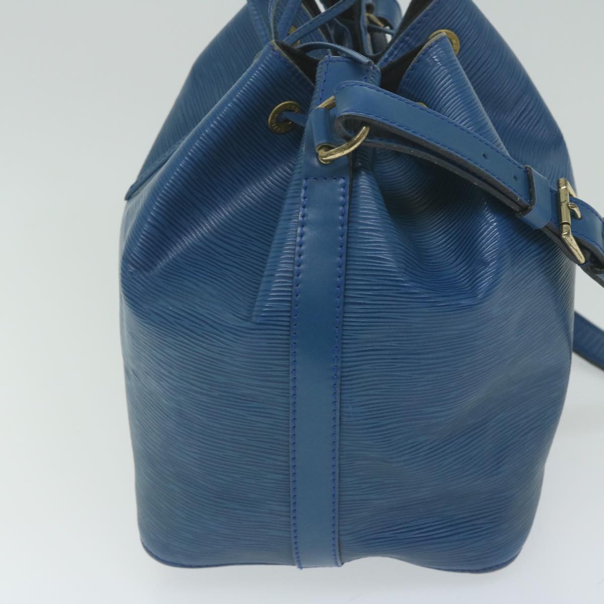 LOUIS VUITTON Epi Petit Noe Shoulder Bag Blue M44105 LV 62215