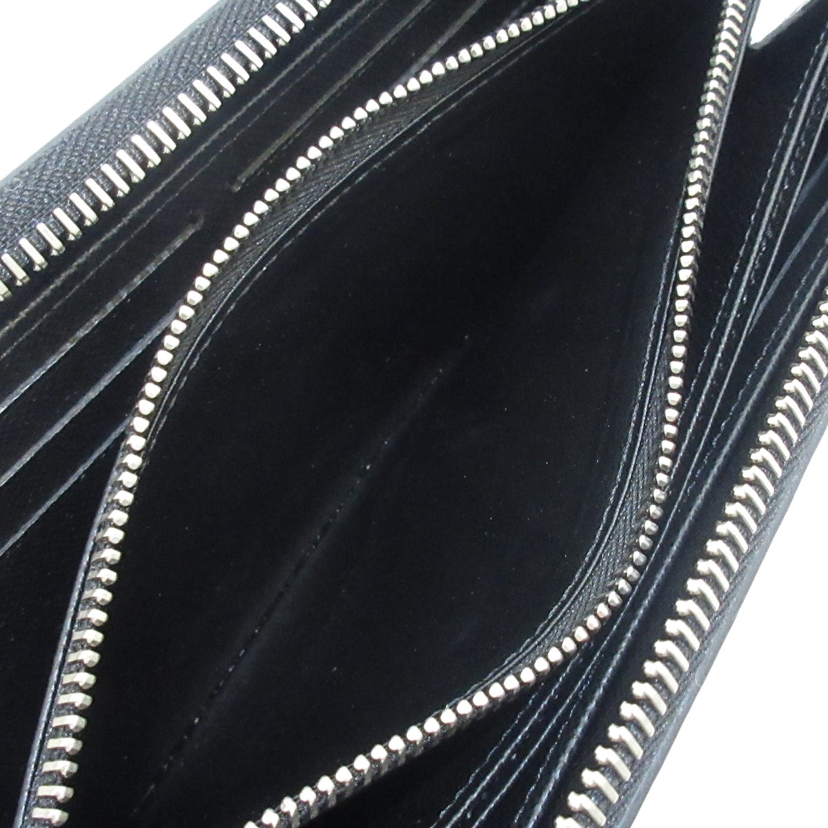 Louis Vuitton Zippy Wallet  Leather Wallet  ()