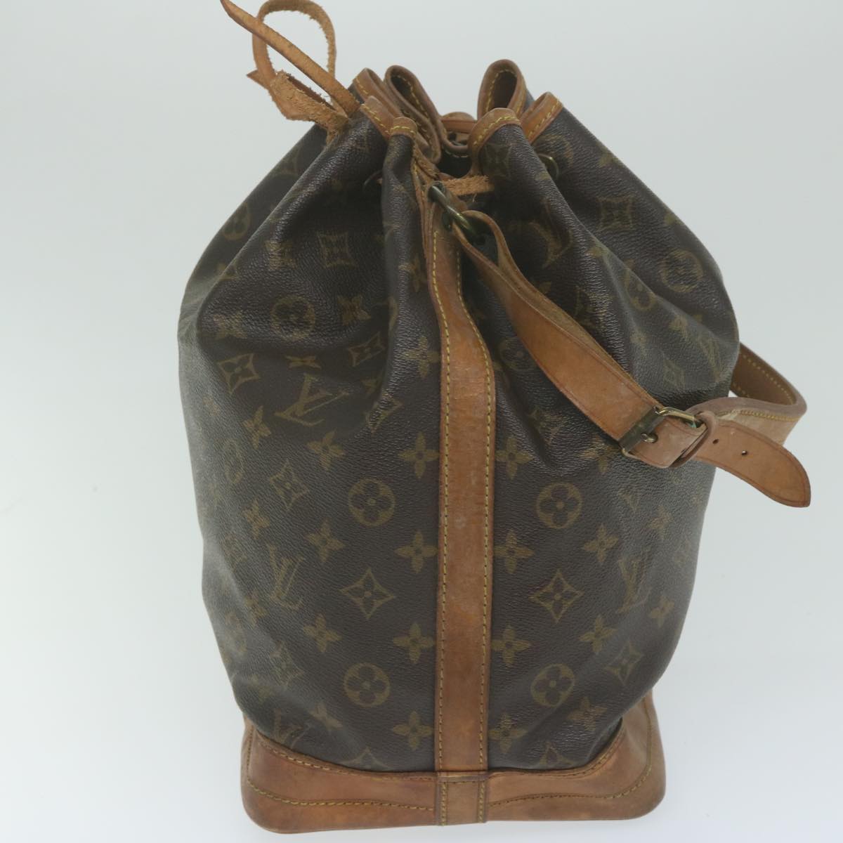 LOUIS VUITTON Monogram Noe Shoulder Bag M42224 LV 62692