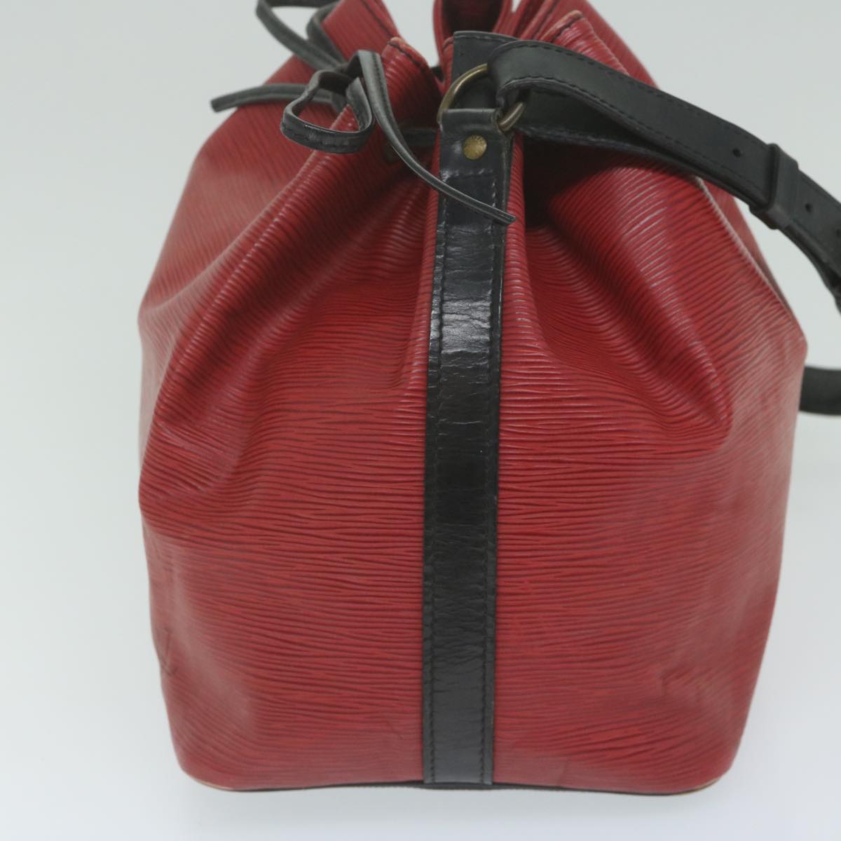 LOUIS VUITTON Epi Petit Noe Shoulder Bag Bicolor Black Red M44172 LV 63243
