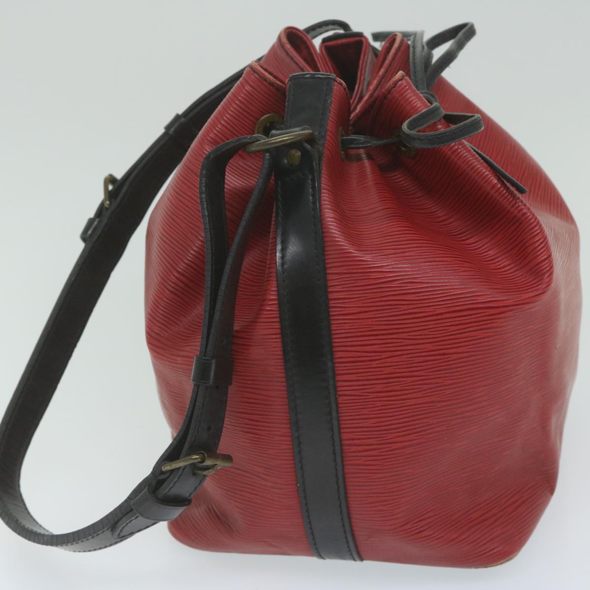 LOUIS VUITTON Epi Petit Noe Shoulder Bag Bicolor Black Red M44172 LV 63243