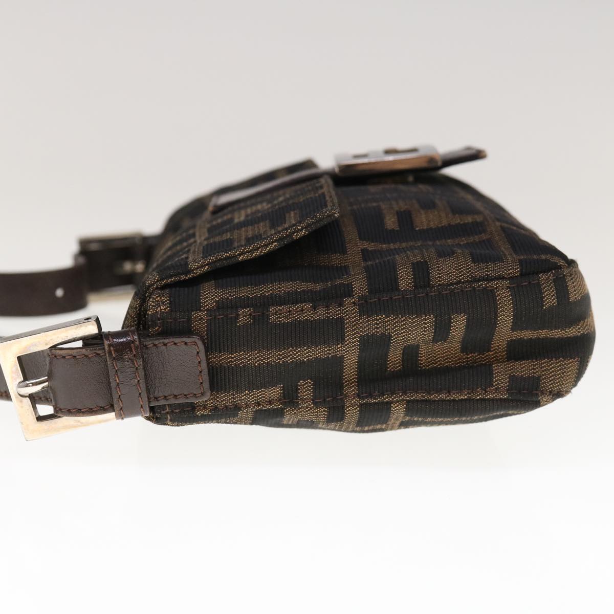 Luxury FendiZucca Canvas Mamma Baguette Shoulder Bag Brown Black65243A