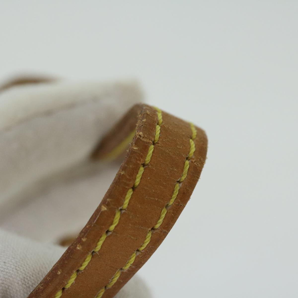 LOUIS VUITTON Shoulder Strap Leather 44.9"""""""" Beige LV 65395