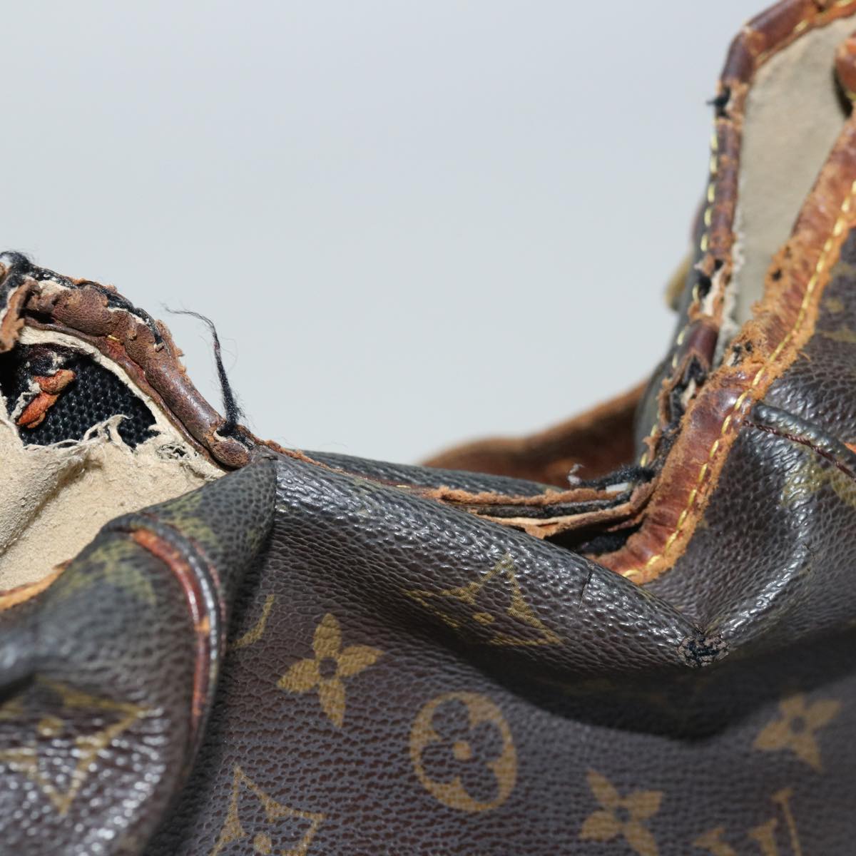 LOUIS VUITTON Monogram Galliera PM Shoulder Bag M56382 LV 66205