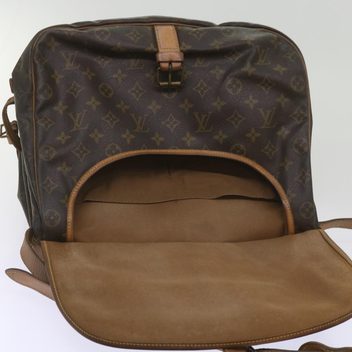 LOUIS VUITTON Monogram Saumur 35 Shoulder Bag M42254 LV 66289