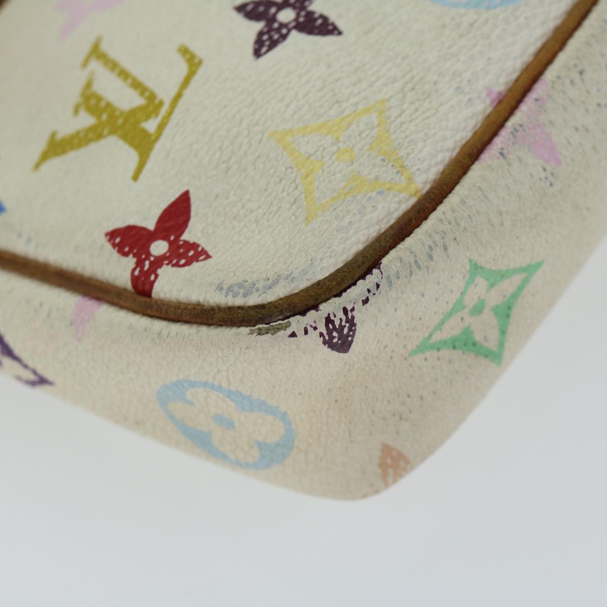 LOUIS VUITTON Multicolor Pochette Accessoires Pouch White M92649 LV 66409