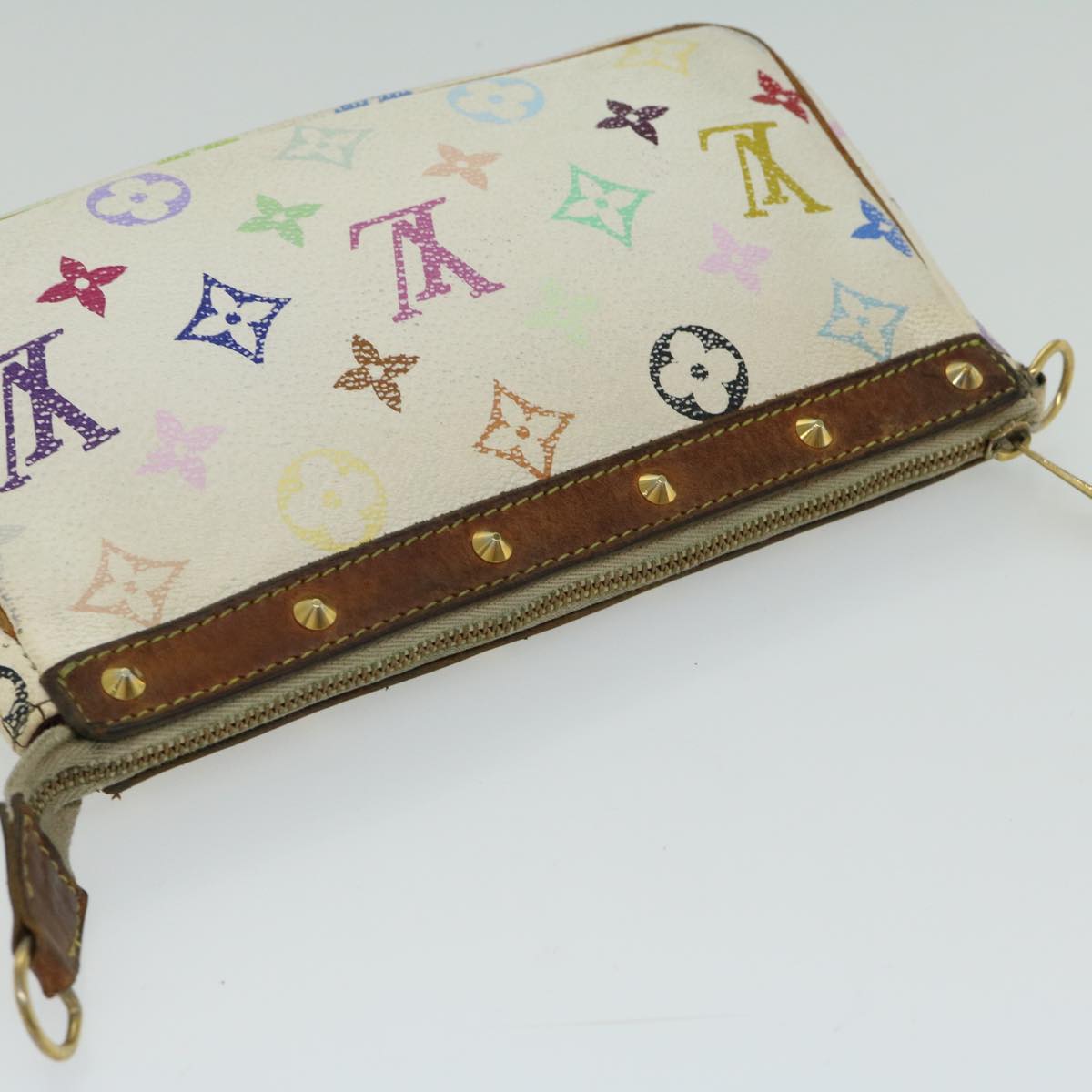 LOUIS VUITTON Multicolor Pochette Accessoires Pouch White M92649 LV 66409