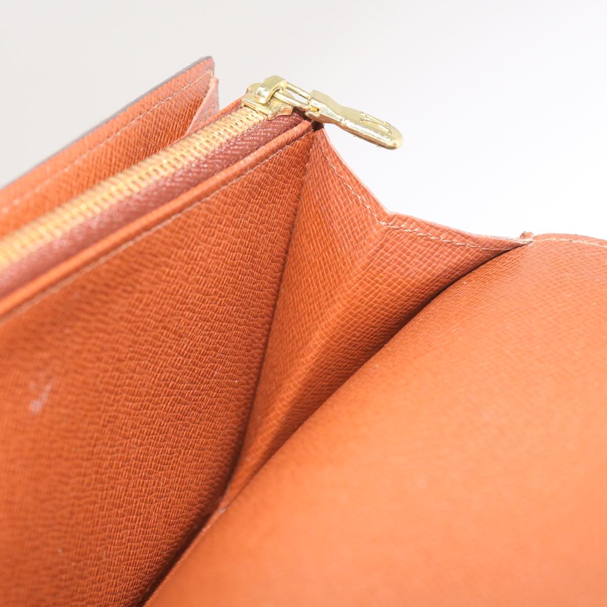LOUIS VUITTON Monogram Graffiti Porte Monnaie Credit Khaki M92188 LV 66413