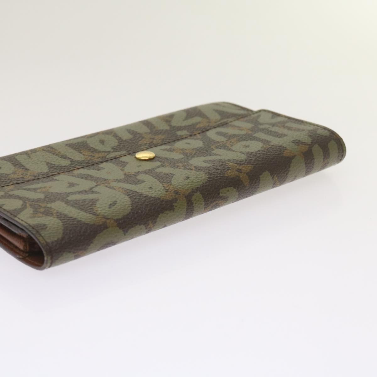 LOUIS VUITTON Monogram Graffiti Porte Monnaie Credit Khaki M92188 LV 66413