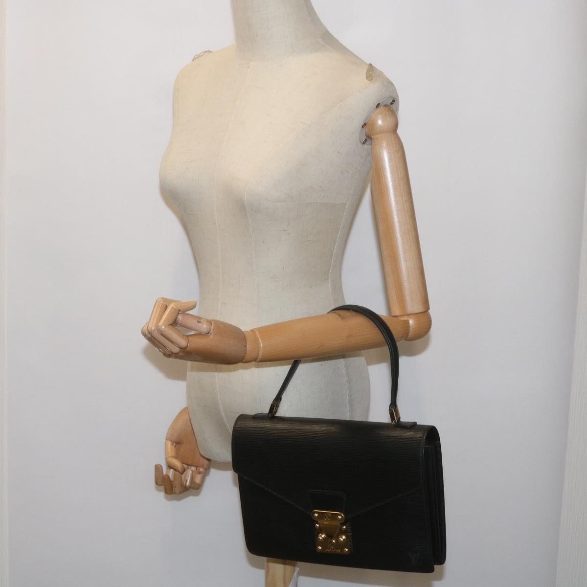 LOUIS VUITTON Epi Concorde Hand Bag Black M52132 LV 66763