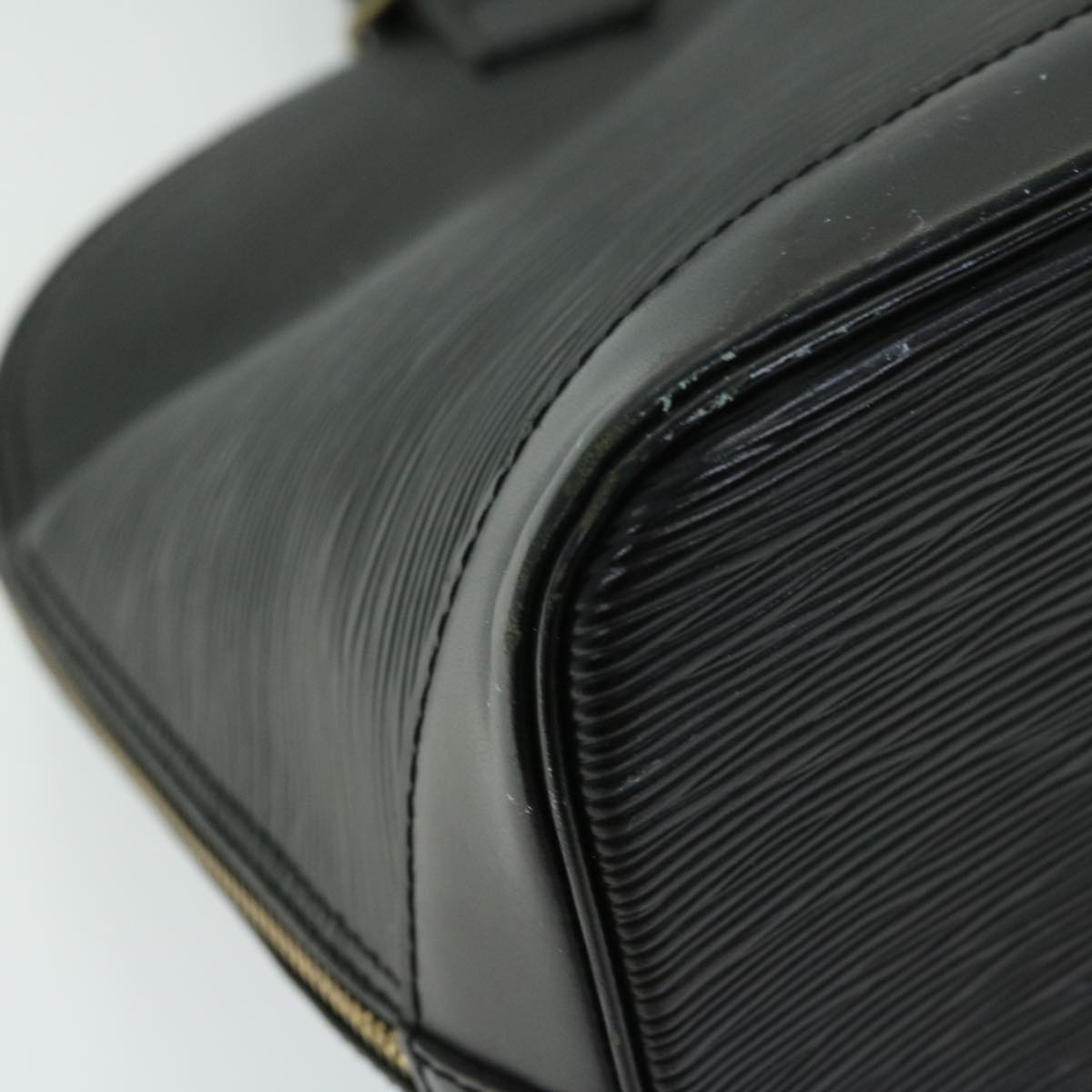 LOUIS VUITTON Epi Alma Hand Bag Black M52142 LV 66774